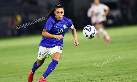 Alagoana Marta volta à seleção feminina para 2 amistosos contra EUA no Brasil