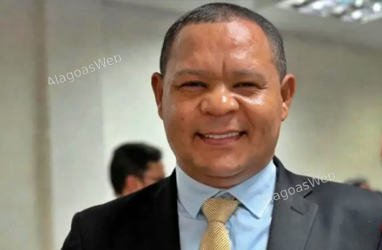 Carlos Eliberto, de 52 anos
