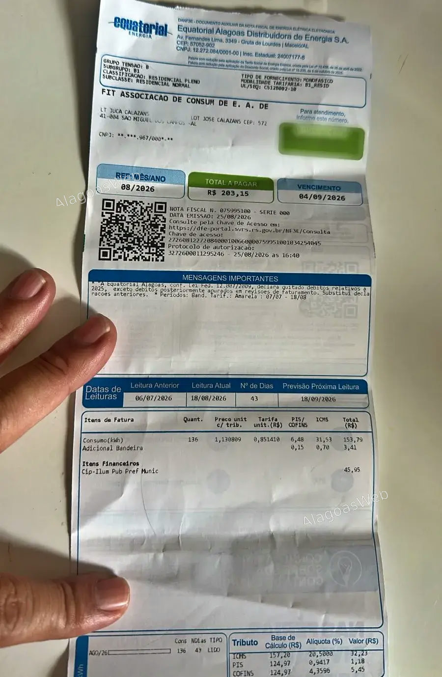 Moradores de São Miguel dos Campos denunciam contas de energia com dados de titularidade alterados