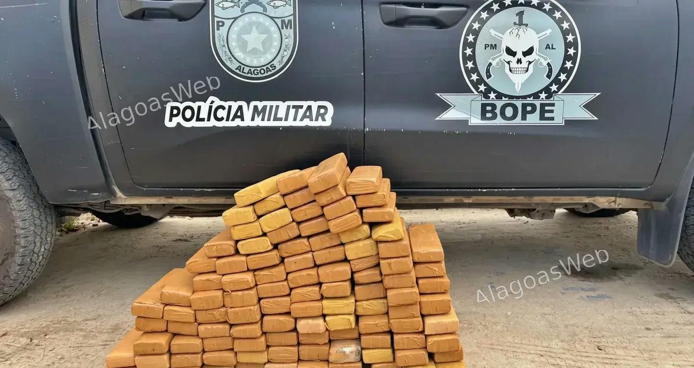 Idoso de 69 anos é preso com 100 kg de maconha na Praia do Francês