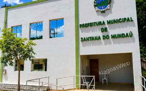 Concurso em Santana do Mundaú oferece 100 vagas e salários de até R$ 8,3 mil