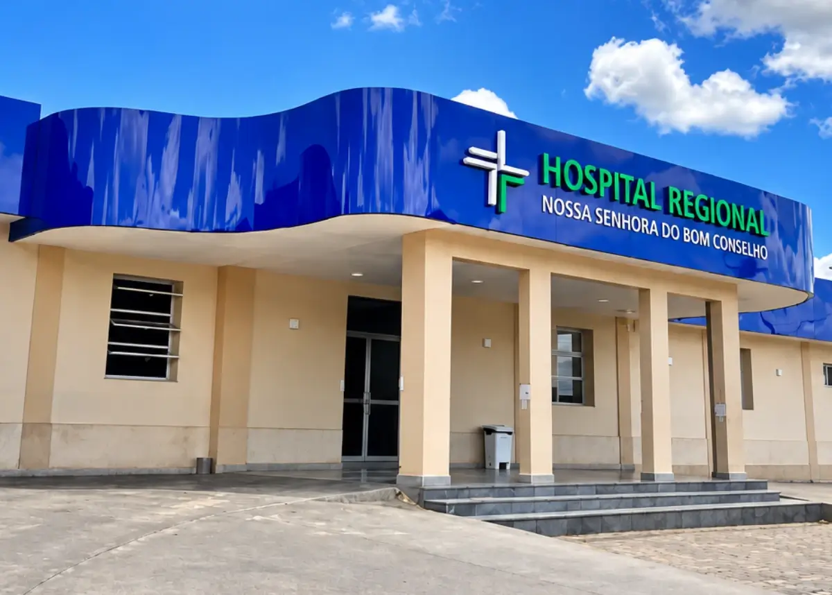 Justiça de Alagoas condena hospital a pagar R$ 210 mil por troca de bebês