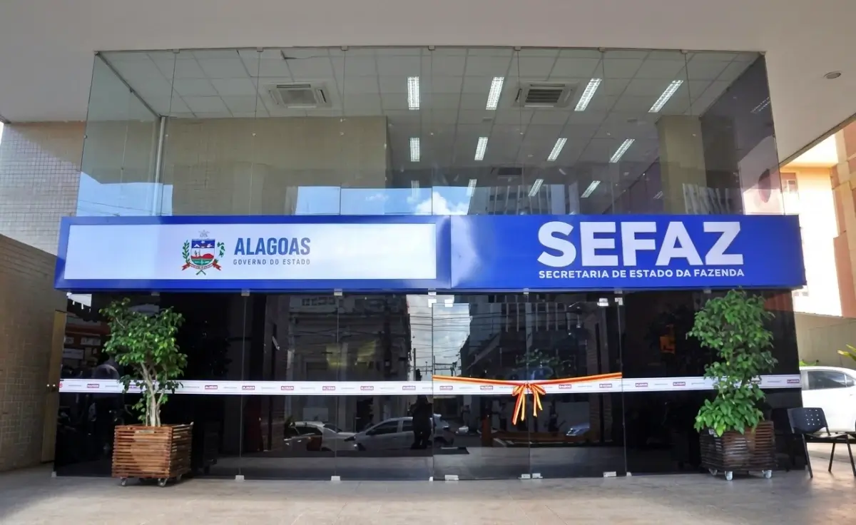 Servidores de Alagoas devem receber salário de outubro na terça-feira, 27