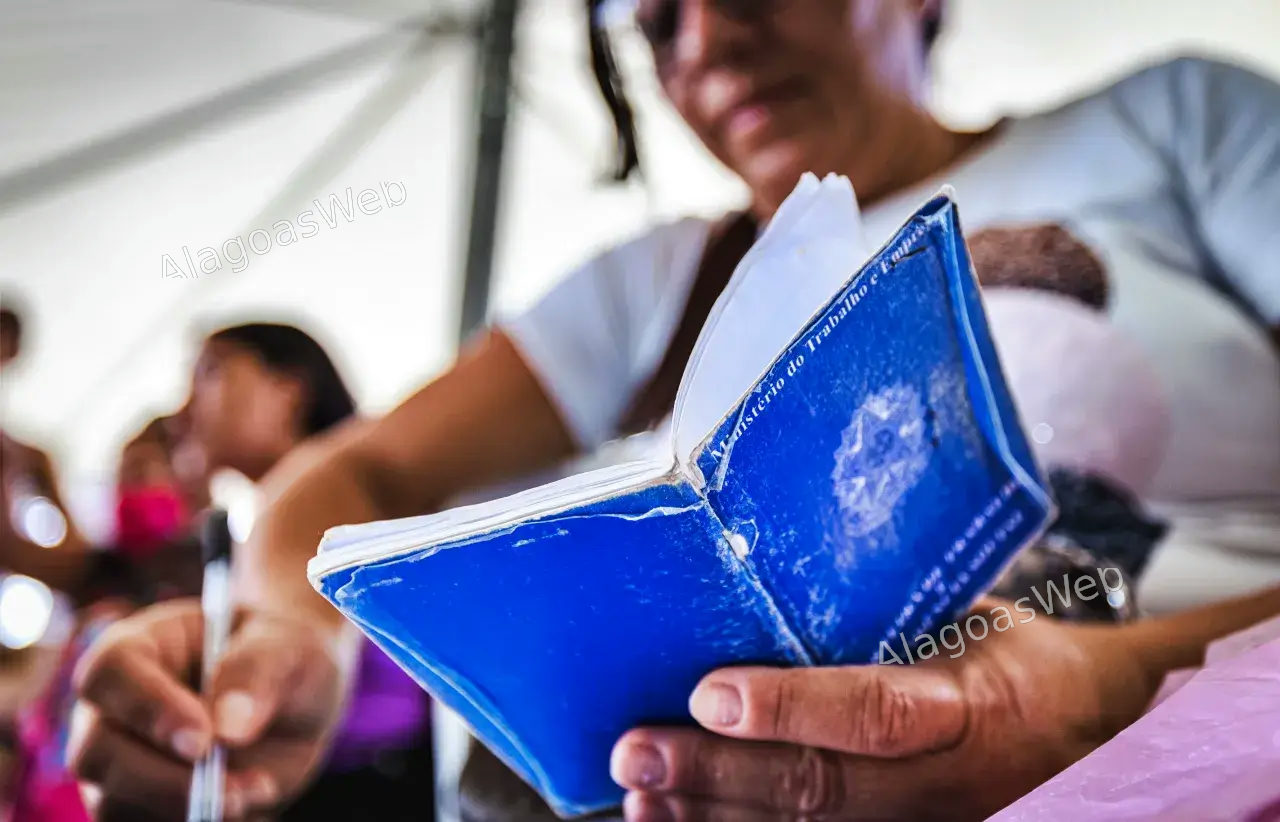 Procurando emprego? Sine tem mais de 2.760 vagas em Alagoas