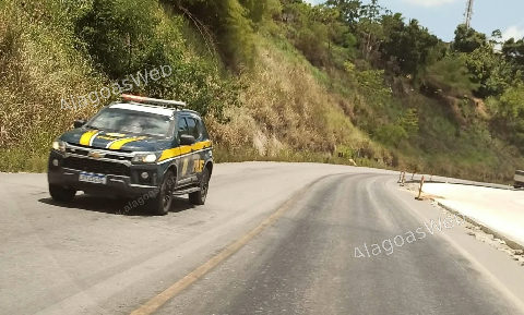 PRF reforça fiscalização nas rodovias federais durante a Operação Padroeira do Brasil em Alagoas
