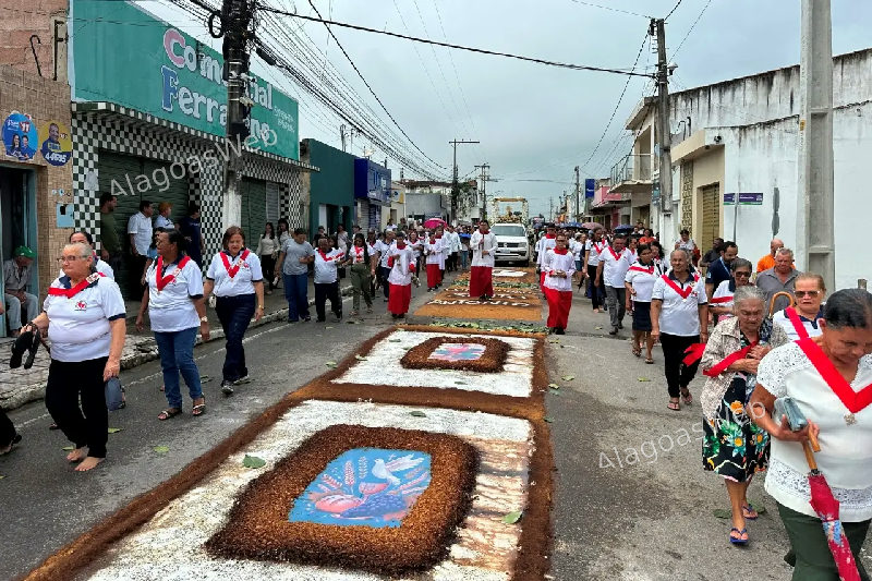 Corpus Christi é feriado ou ponto facultativo? Entenda regras