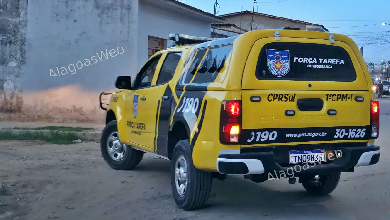 Homem com mandado por tráfico de drogas é preso em bar pela 1ª Cia em São Miguel dos Campos