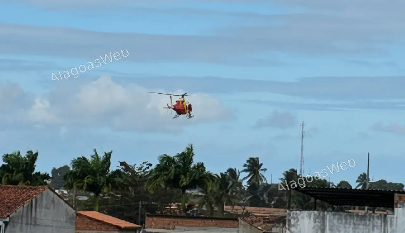 SAMU transfere paciente da UPA de São Miguel dos Campos para hospital em Maceió