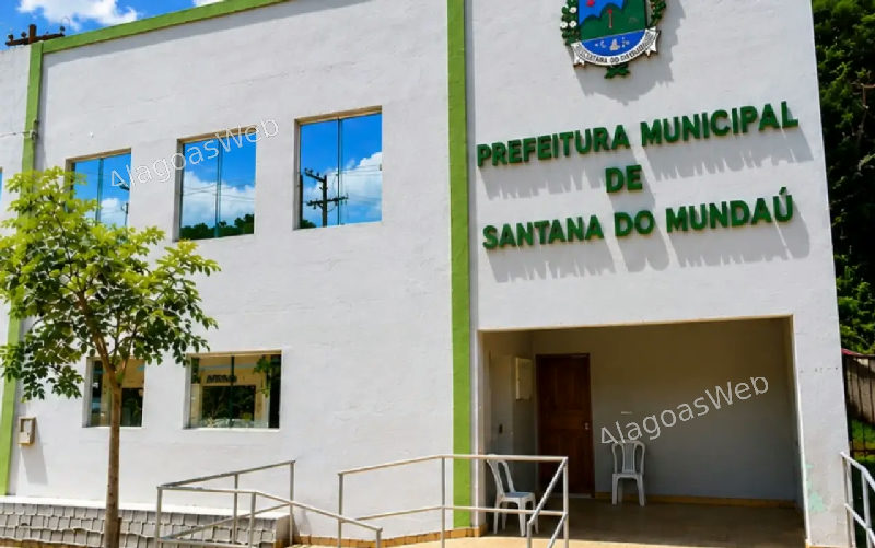 Concurso em Santana do Mundaú oferece 100 vagas e salários de até R$ 8,3 mil