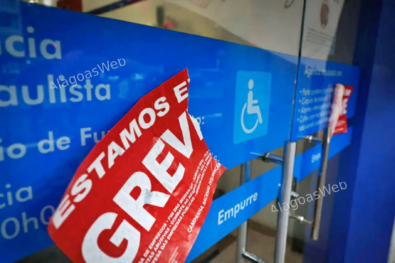 Trabalhadores da Caixa votam na segunda-feira sobre fim da greve